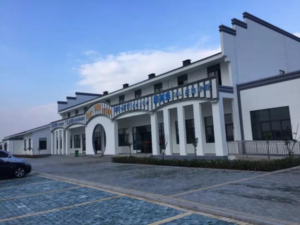 石梁服务区(k223 833)