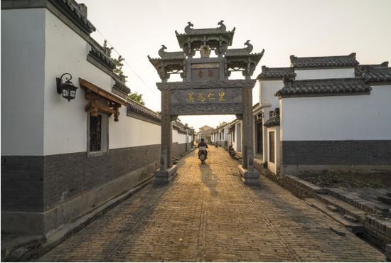 摄这里是孝子故里,书画之乡素有中国"孝子之乡"之称的天长市秦栏镇